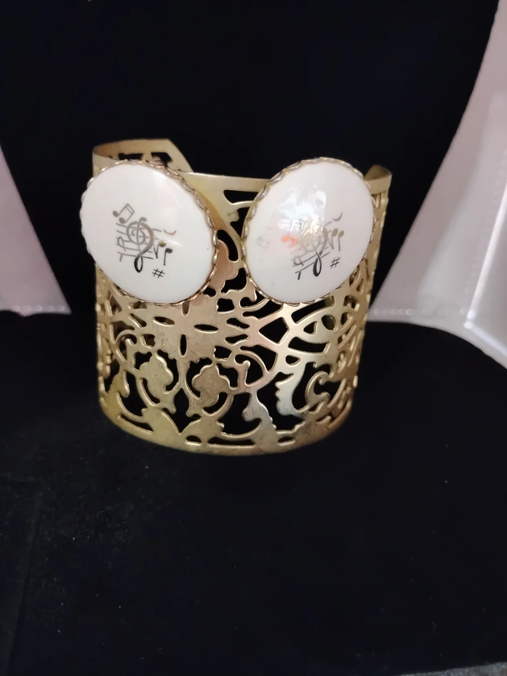 White Music Note Ceramic Accent Clip on Earrings
